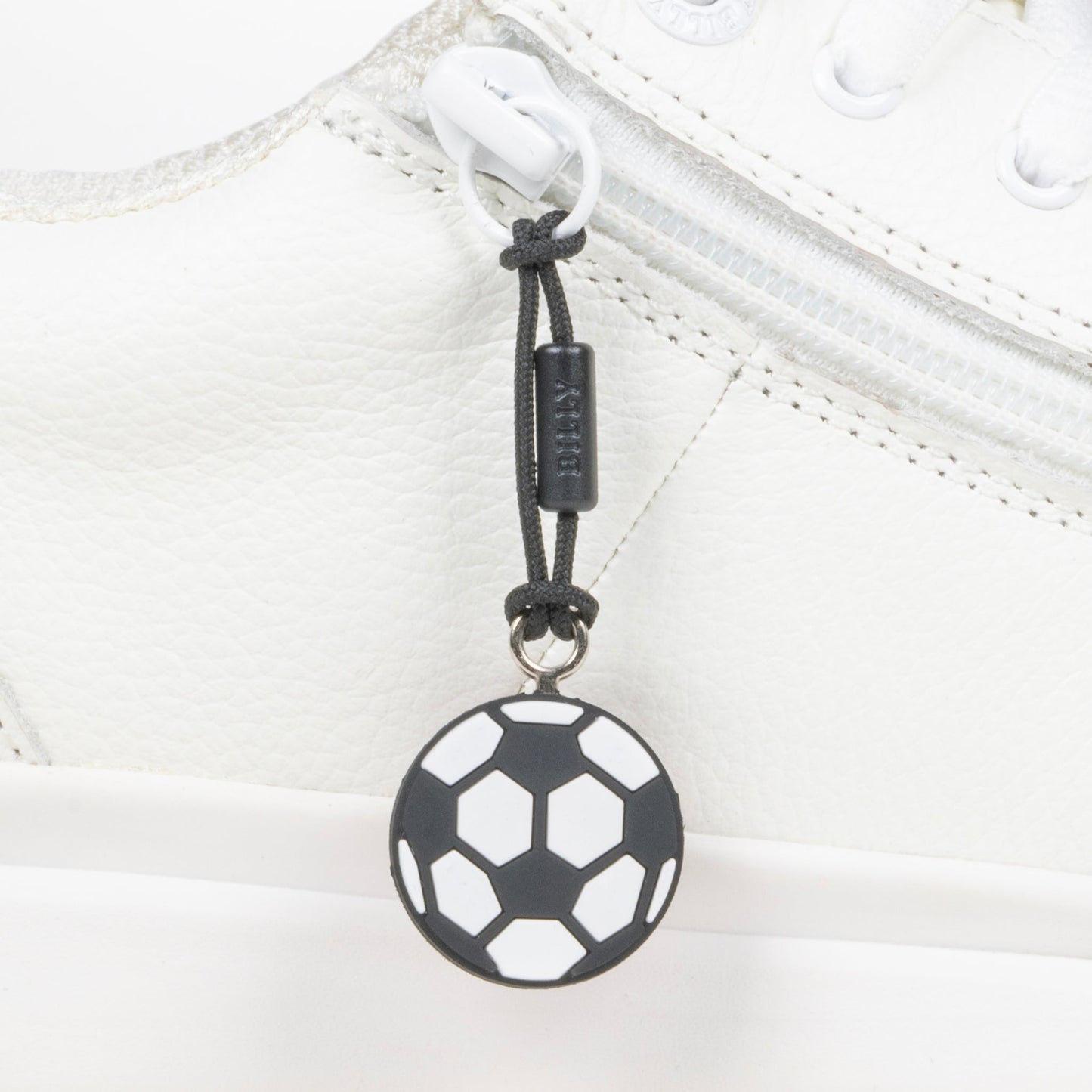 Soccer Ball BILLY Fashion Zipper Pull